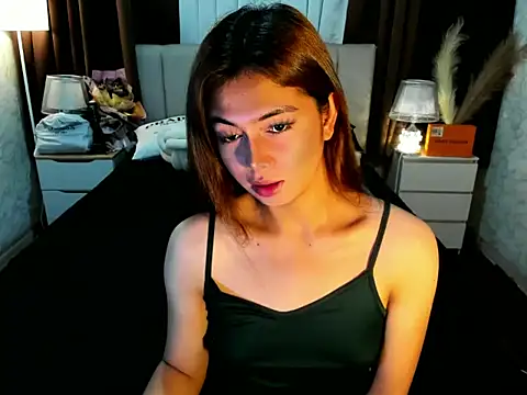 sexy_dess143 (T young) - Be my KING here and CUMDUMPSTER