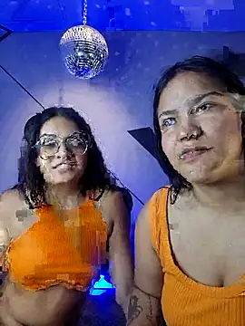 lilith_and_khloe - Lilith_and_Khloe's free webcam