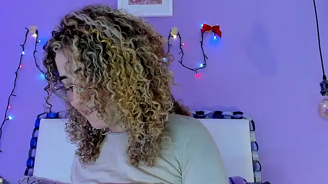 charlotte11-11 (F young) - Make me Moan and Smile