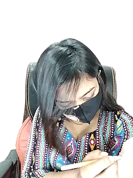 tapur- (F teen) - Bra show