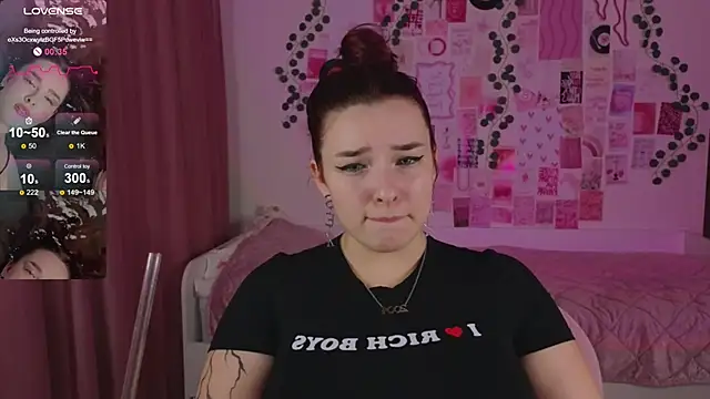 iwi_wi_wi (F teen) - Topless 10 mins❤️