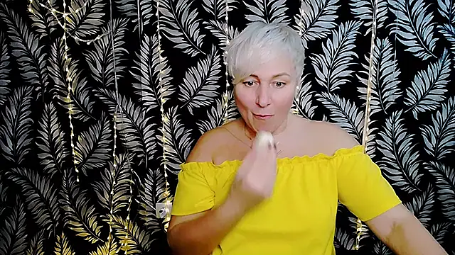 olivia_playful (F milf) - Sexual talk, caresses, topless