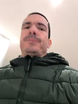 lord_two (Ask my age) - Go to bathroom