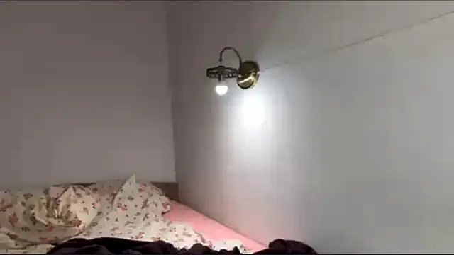 fruityxo (F teen) - Rubbing my Kitty + Moans ^^