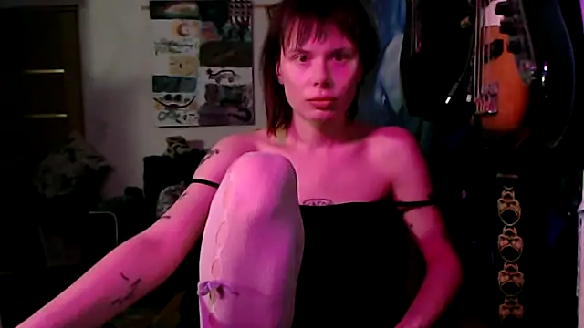 vienaxtexasxparis (F young) - take off top