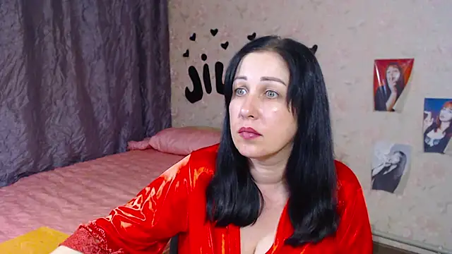 jillstevens (F milf) - Remove the bra