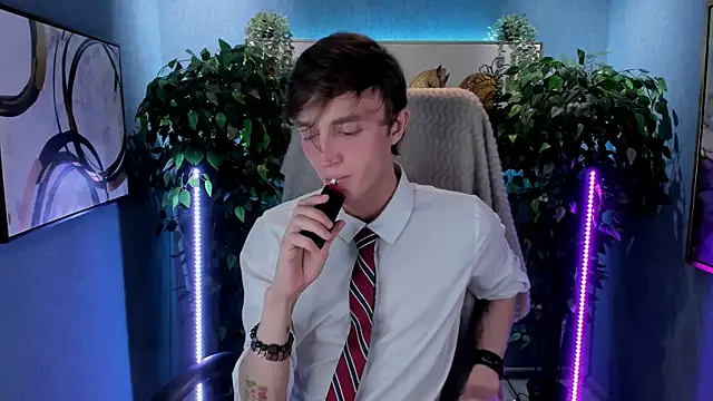 john_weasley (M young) - BIG-CUM SHOW