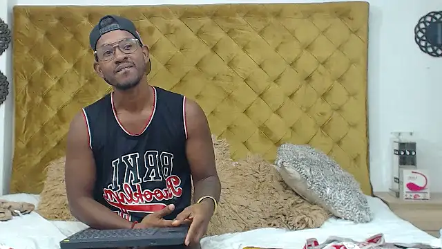 andycalifornia1 (Ask my age) - Cum x2