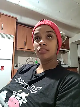 kyliecastell (F young) - Show Open ass