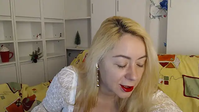 _karolynesyera_ webcam