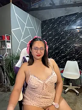 1aquaticangel69 live cam screenshot tranny on VideoChat.work — Live Cam Directory