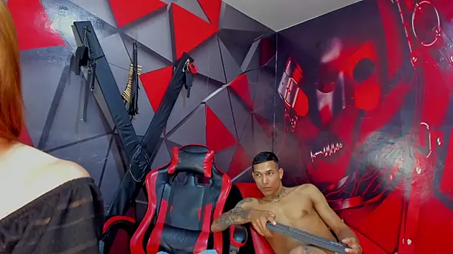 Hana_and_Zeta webcam