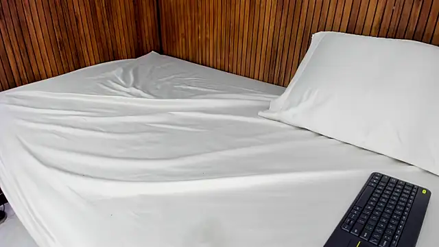 dahian_boobs live show on StripChat 