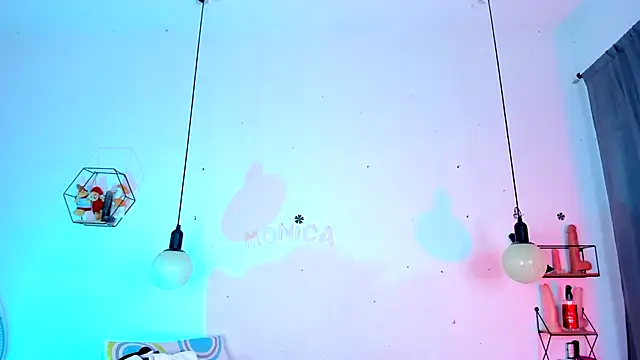 monicabbw_ webcam