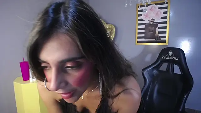 agatha_brooks_t webcam