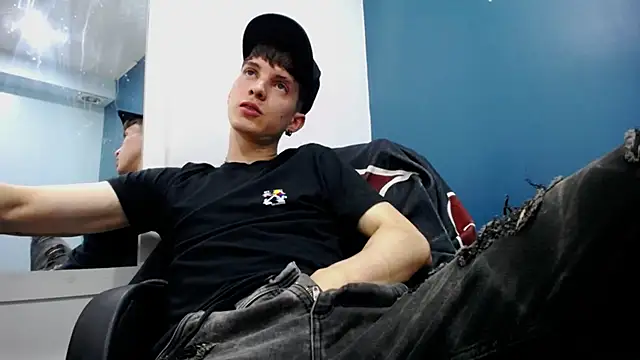 jheampiiero (M young) - show cock and balls for 1min