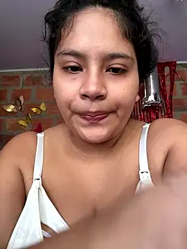 moncerrat_luna (F teen) - Flash pussy