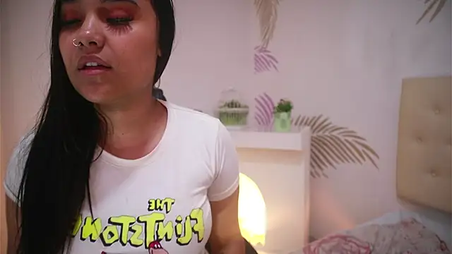 Isabelle_Lane webcam