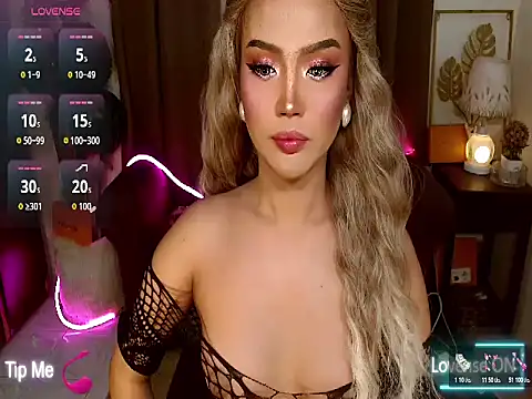 _TransGoddessAthena_ webcam