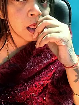 babybird (F milf) - My first show