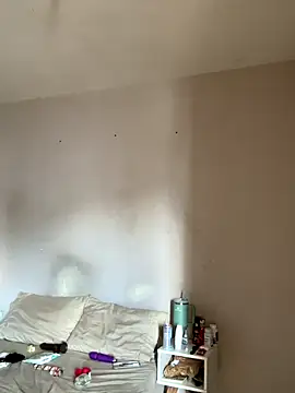 jhennerouge (F young) - CumShow