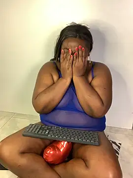 candy_brown69 (F milf) - all naked😈