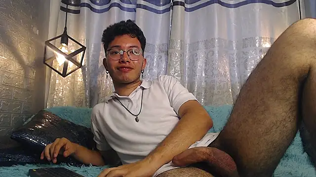 alexy_re (M twink) - explocion cum hard and eat my cum