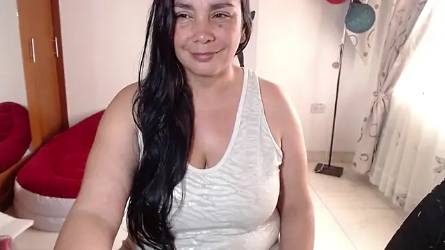 vivian-milf (F milf) - naked