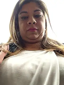 laura-hernandez (F milf) - Having a stranger touch your breasts