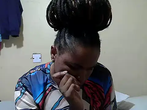 creamy-aisha (F young) - twerkig