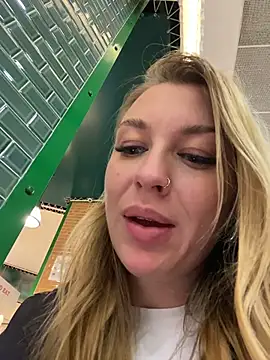 sweet___emily (F young) - FINGERING NAKED PUSSY DEEP NEXT PEOPLE