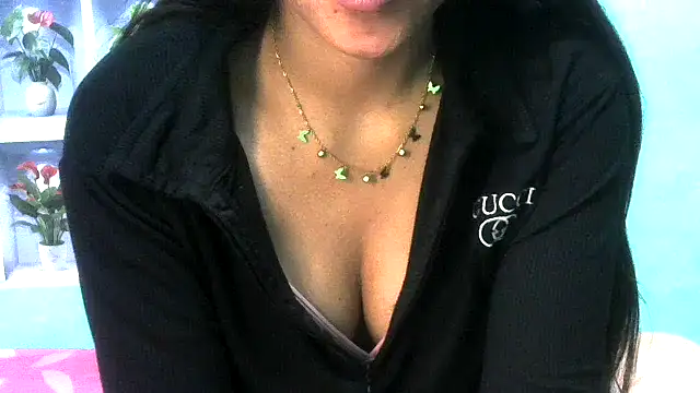 nanhi_munni (F teen) - Show Pussy