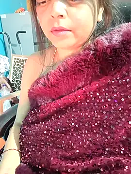 babybird (F milf) - My first show