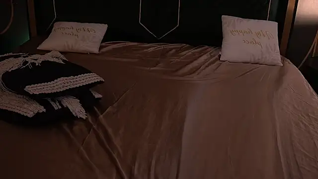 icedanielles - IceDanielles's free webcam - UK Sex Cams