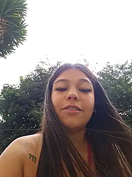 alyshanon18 (F young) - WALK WITH BOOBS OUT🔥