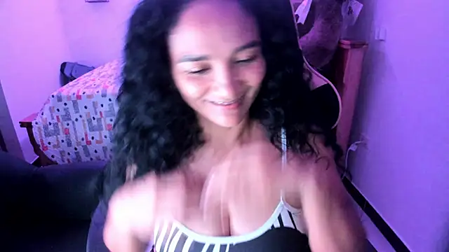 rayza_mature_154 - Rayza_mature_154's free webcam - UK Sex Cams