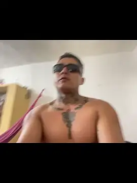 NakedMuse live cam screenshot males from Mexico on VideoChat.work — Live Cam Directory