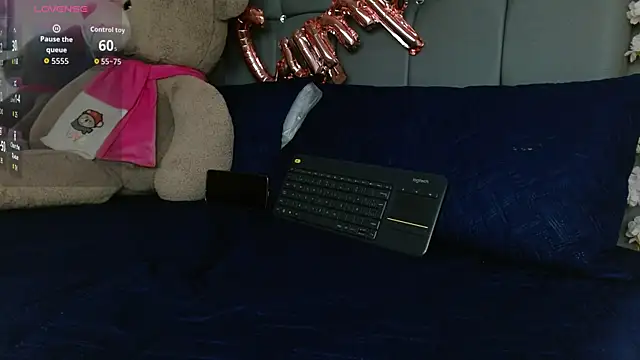 kitty_slim (F young) - dance sexy