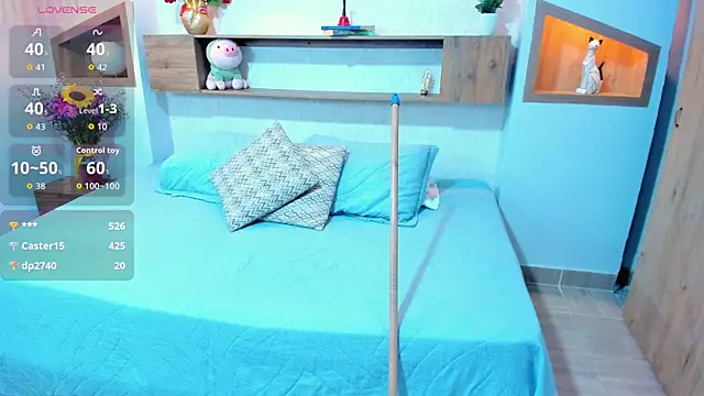 emilly_beaumont (F young) - dildo in my pussy