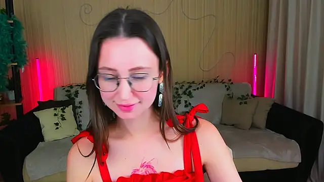 yourlovellystory (F young) - sexy dancing