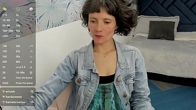 valery_more__ (F milf) - LET'S PLAY WITH MY PUSSY🍆🍆