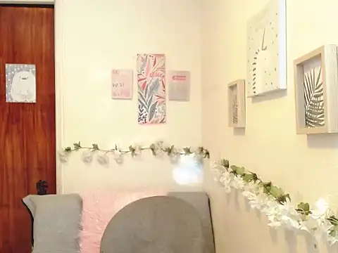 lulukiss_ (F young) - anal dildo bigg