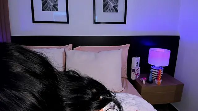 vi_anaya (F young) - slide panty close up