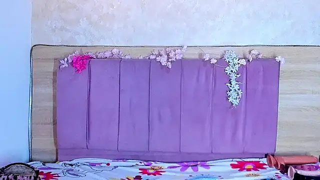 akoradia_mondcm (F teen) - SHOW BOOBS AND ICE