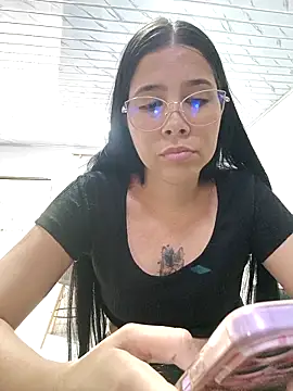 karelysac (F young) - squirt fountain