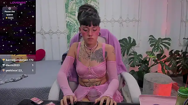 _sharlotte777 webcam