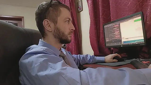 333Alone_in_theDark777 webcam