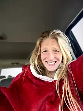 GoldenFlameGoddess webcam