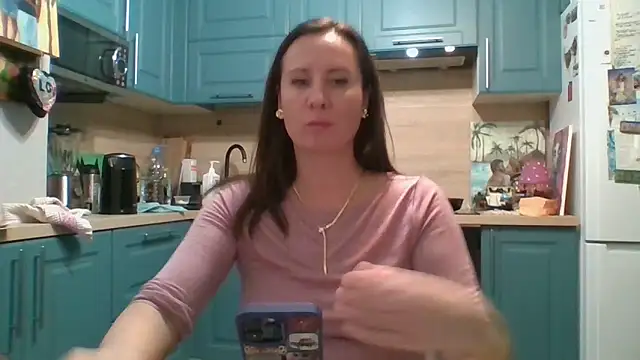 ALICAINWONDERLAND webcam