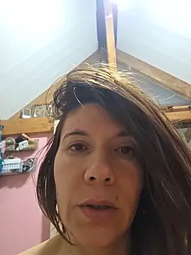 lina_lou4 (F mature) - Naked